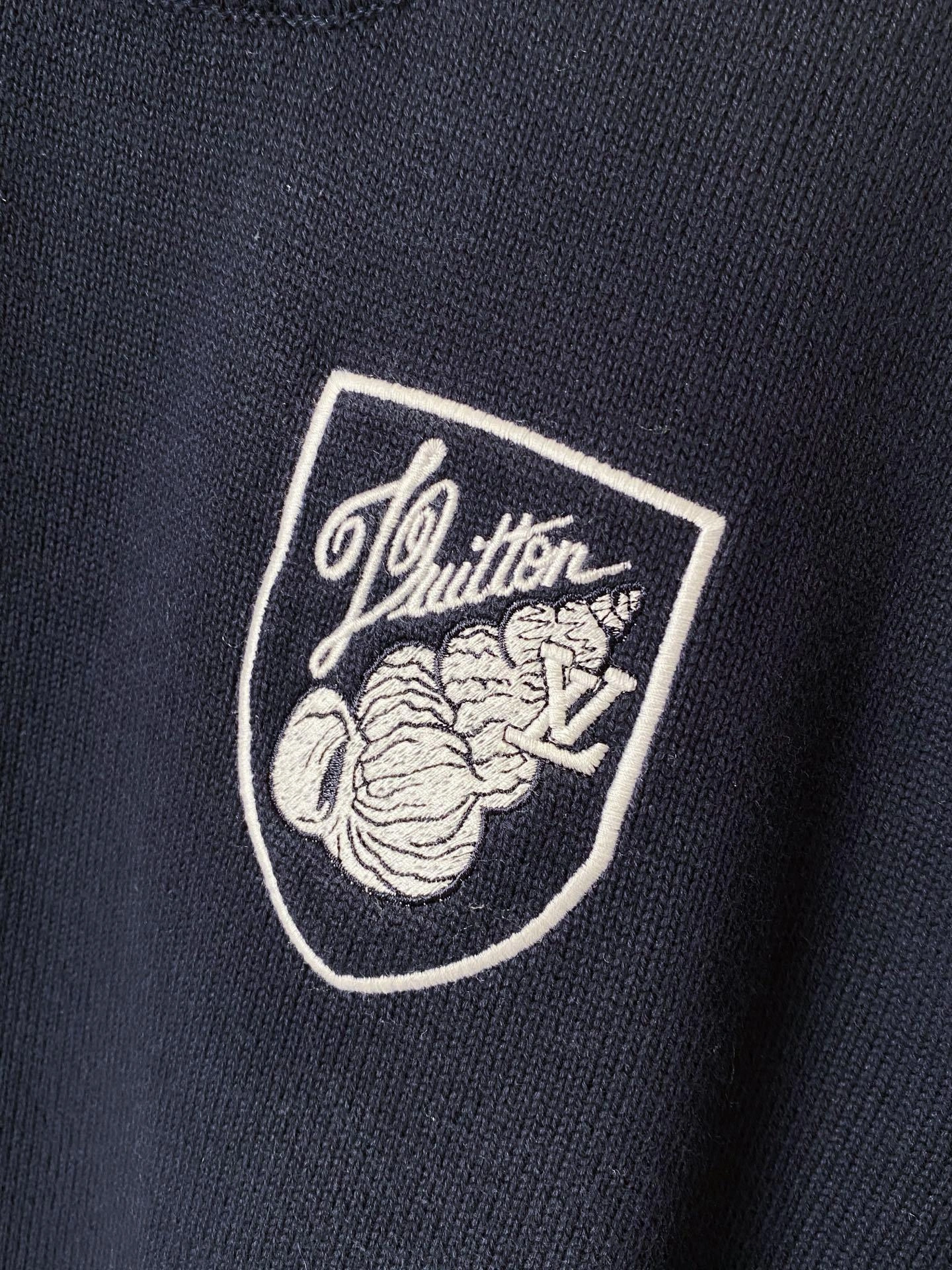 wg.luxury- 8V embroidery Cotton cashmere item:E-F020I2005